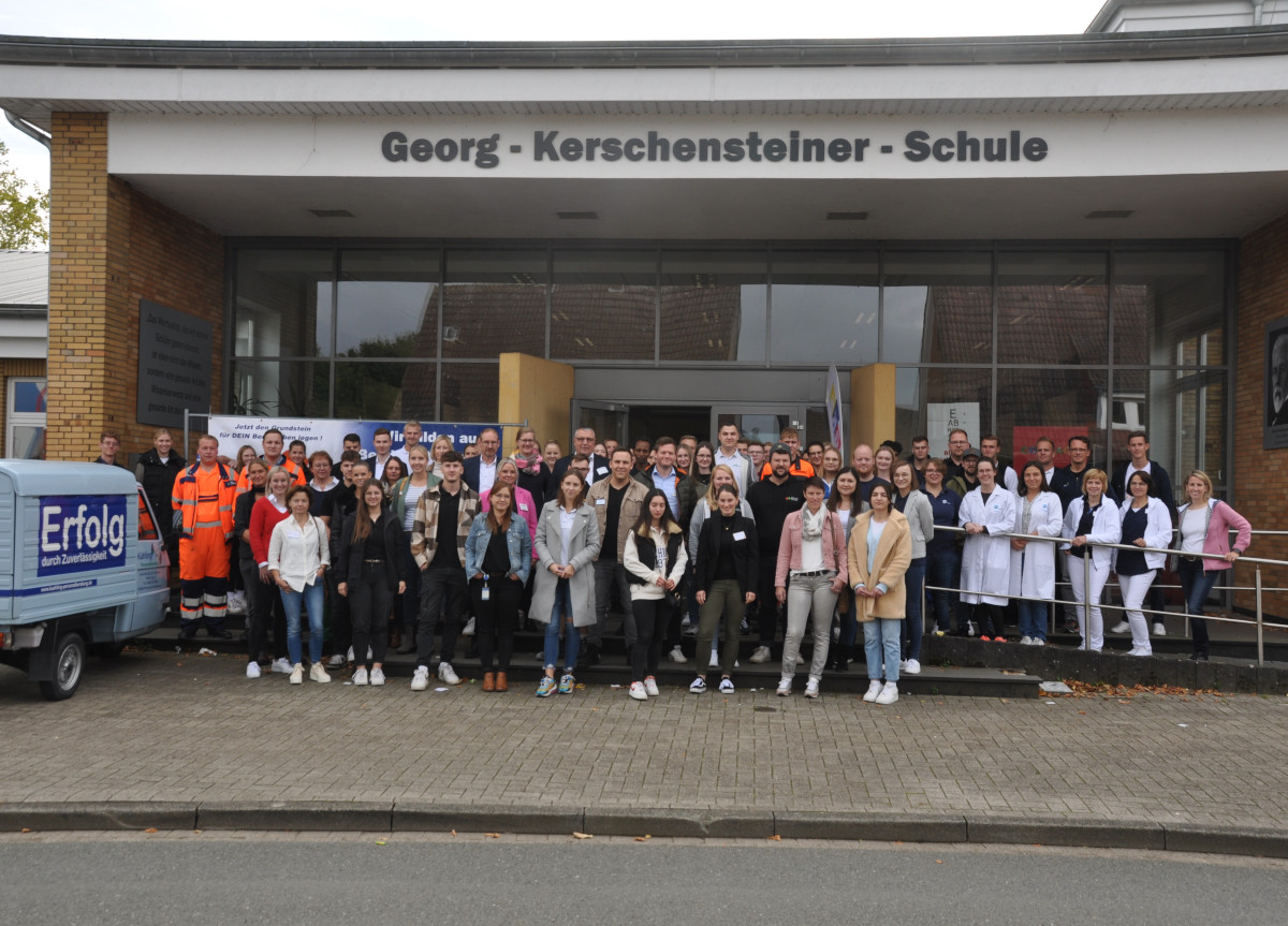 10. Ausbildungsmesse in der Georg-Kerschensteiner-Schule Holdorf