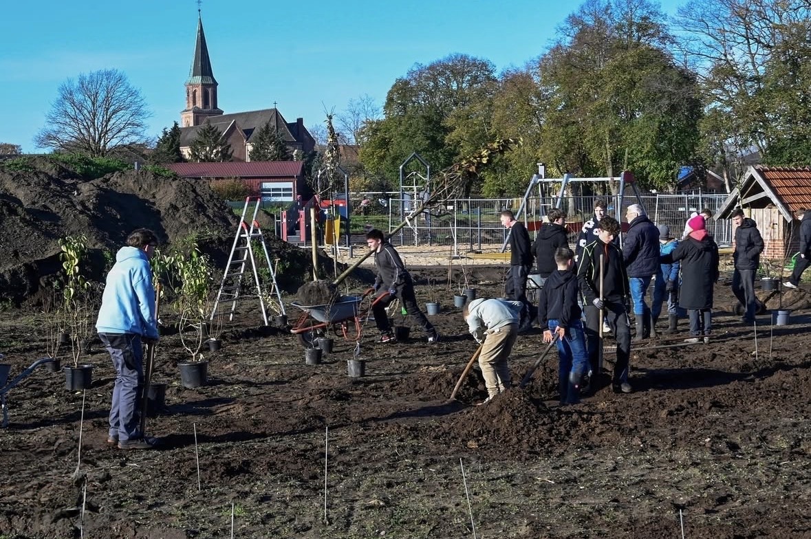 Pflanzaktion im Bürgerpark