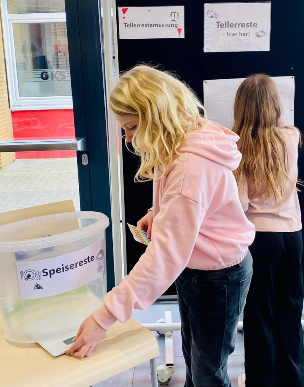 Verschwenden beenden – „Tellerresten auf der Spur“ 2024